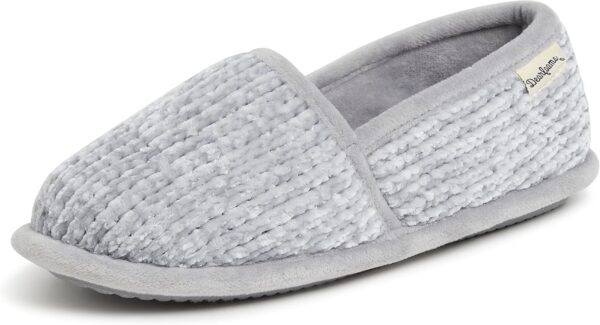 695a4724086b89c8b88647b0438668dc972204e20e16d134a6e8f.jpg Women's Chenille A-Line Slippers Offer Cozy Comfort and Durability